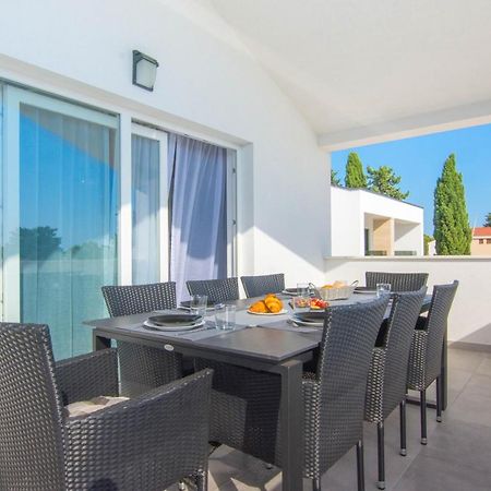 Stina Apartment Биоград на Мору Екстериор снимка