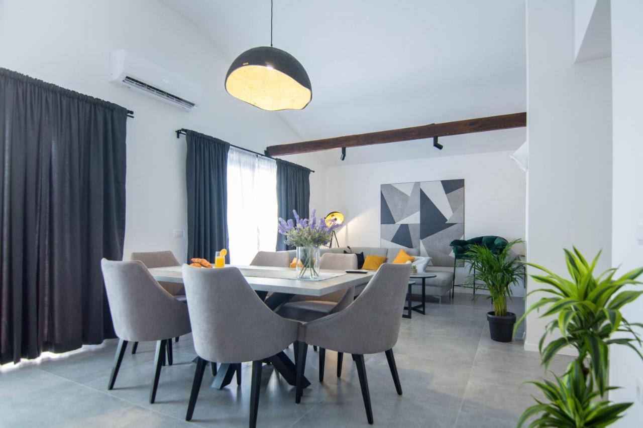 Stina Apartment Биоград на Мору Екстериор снимка