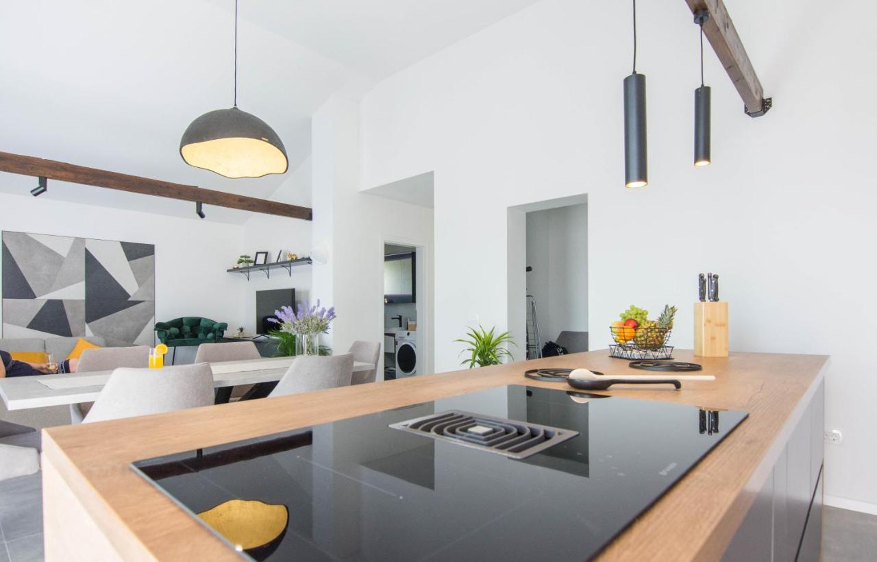 Stina Apartment Биоград на Мору Екстериор снимка