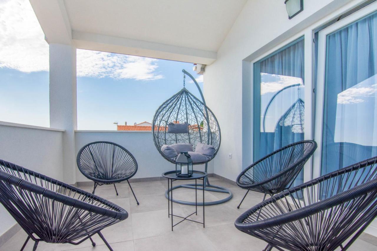Stina Apartment Биоград на Мору Екстериор снимка