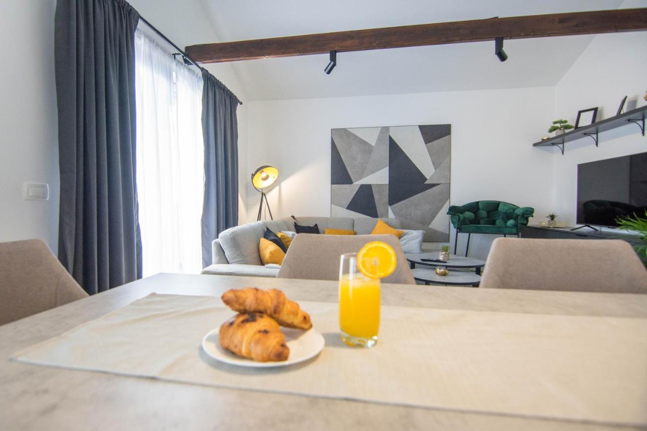 Stina Apartment Биоград на Мору Екстериор снимка