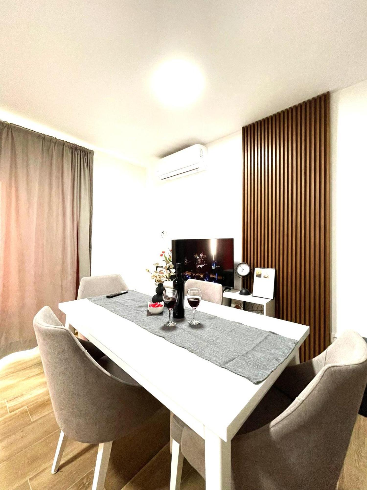 Stina Apartment Биоград на Мору Екстериор снимка