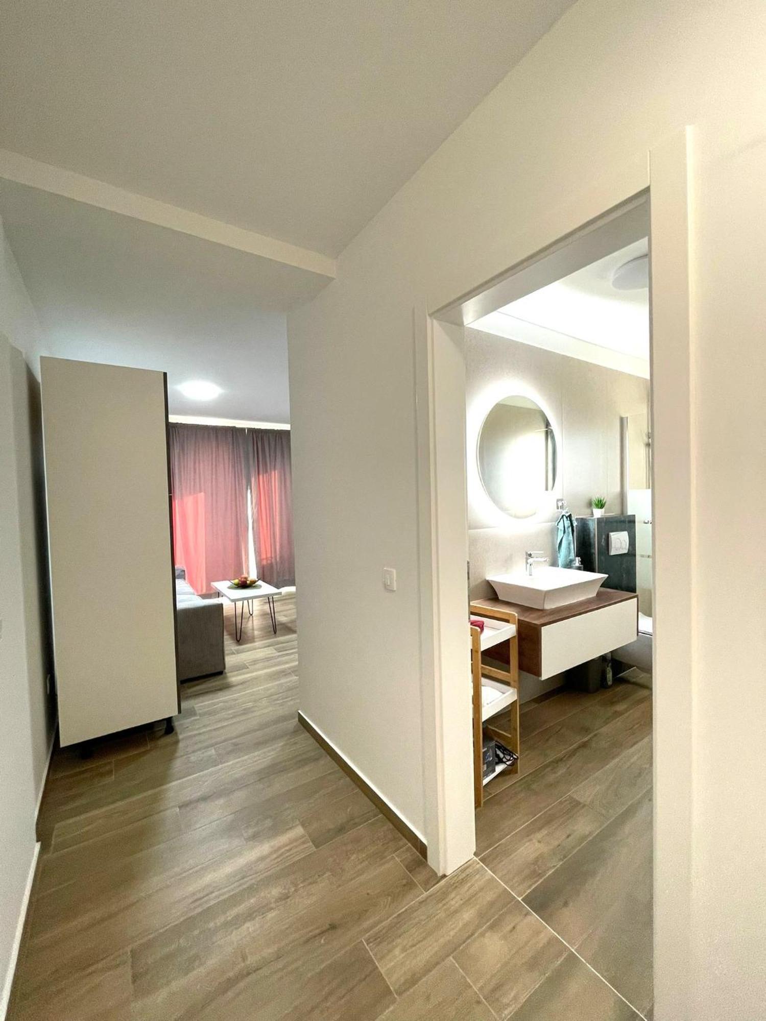 Stina Apartment Биоград на Мору Екстериор снимка